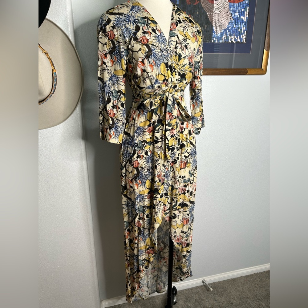 Knot Sisters Wrap Style Dress